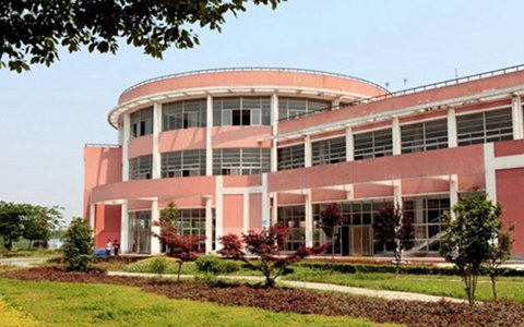 南充外國語中等專業學校2023招生專業有哪些?鐵道運輸方向專業怎么樣