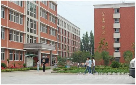 威遠(yuǎn)縣東方職業(yè)技術(shù)學(xué)校有哪些專業(yè)?旅游服務(wù)與管理專業(yè)好不好