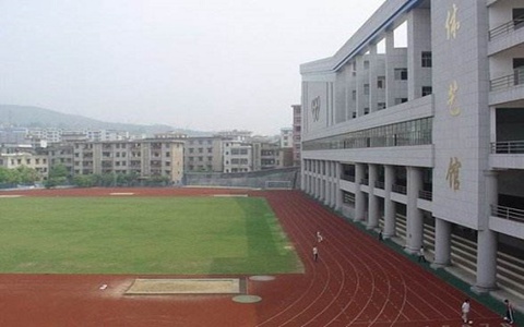 渠縣職業中專學校2023招生專業有哪些?服裝設計專業就業怎么樣